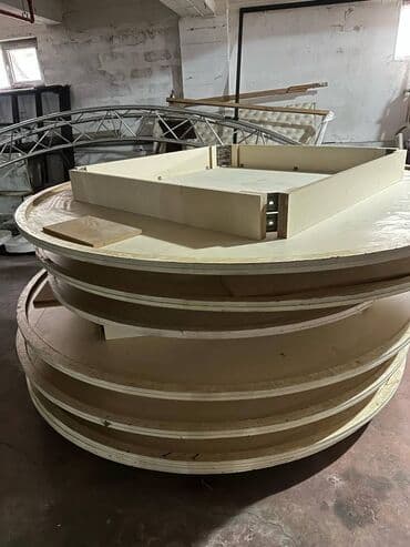 taxt doseklerinin satisi: Masa ve oturacaqlar satilir. Hamisi yüksek keyfiyyetdedir — 4