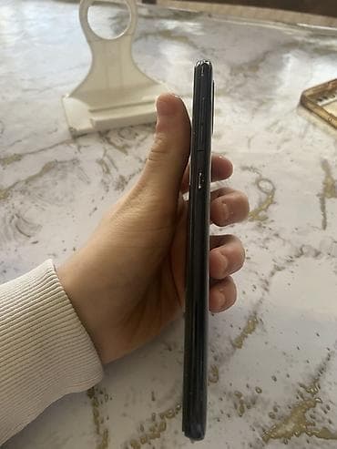 iphone 11 qirmizi: Samsung Galaxy A50, rəng - Qara, Barmaq izi — 3