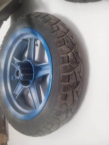 kia ceed sw: Mopet təkəri 12 lik normal vəziyyətdə disklə biryerdə satılır — 1