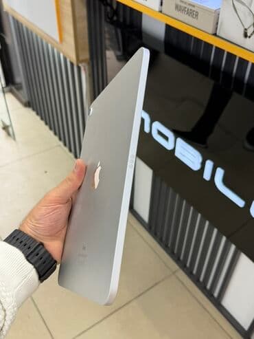 Qaşıqlar: IPad 10 / 64GB / 2022 Tezeden secilmir. Iyne boyda bele cizigi yoxdu — 4