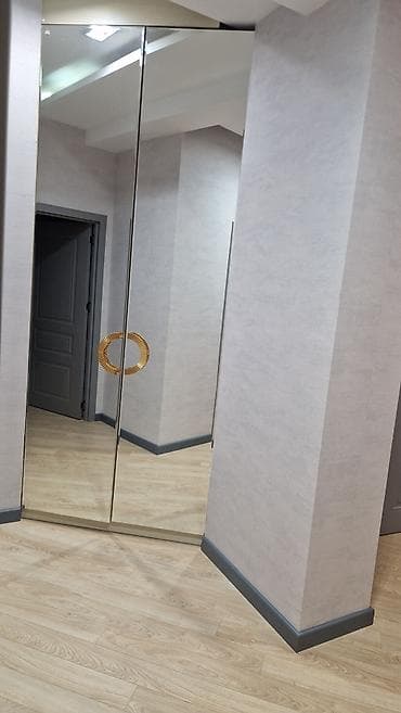 ev kiraye: MAKLER NARAHAT ETMƏSİN ! 28 may metro çıxışında 3 otaqlı. 2 balkon 2 — 4