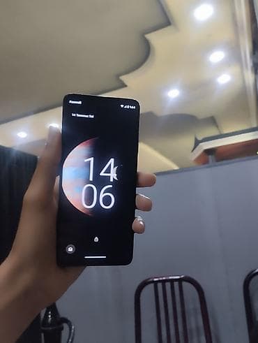 on kamera: Motorola Edge, 256 GB, rəng - Qara, Face ID — 2
