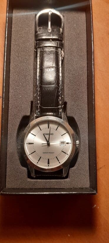 İşlənmiş, Qol saatı, Casio, rəng - Gümüşü