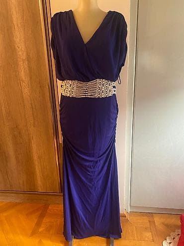 Cinslər: Yeni ziyafet donu,meshur amerika brendidir,olculer 38-40( M-L) — 1