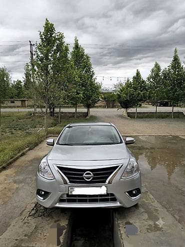 pilus 30 kuza: Nissan Sunny: 1.5 l | 2014 il Sedan — 2