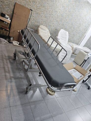 2х yarus çarpayı: Tibbi xərək tibbi Çarpayı ariginal avadanliqdır aşagı yuxarı — 2