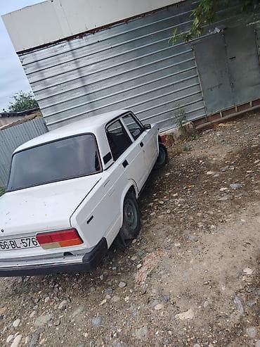 VAZ (LADA) 2107: 1.6 l | 2005 il 40850 km Sedan — 3