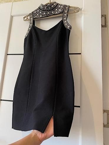 vecerni don: Ziyafət donu, Mini, L — 4