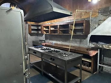 xonca kiraye: Xırdalan Heydər parkına yaxın pub 5 kabinet 1 i böyük, + zal — 8