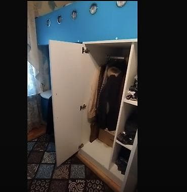 stol islenmis: Oğlan və qız üçün, İşlənmiş, Təknəfərlik çarpayı, Yazı masası, Dolab — 3