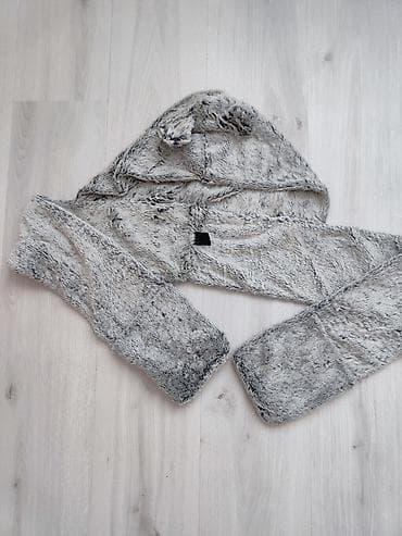 Şərf papaq next 11-13 yaş amma 6 yaşda da qoymaq olur