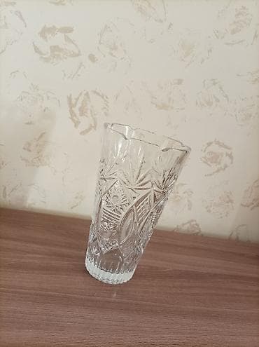 Bir vaza, Xrustal