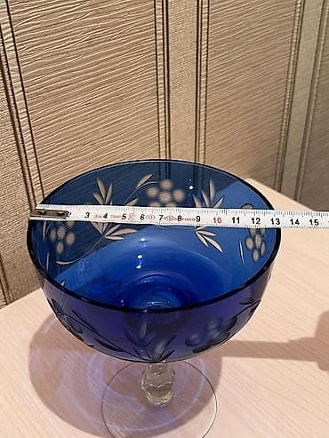konfet qabi: Mavi şüşədən dekorativ ayaqlı qab (kompot/şirniyyat qabı) - Material — 2