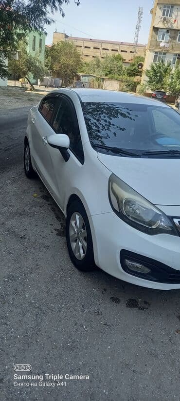 фольксваген поло седан 1 6: Kia Rio: 1.4 l | 2013 il Sedan — 3