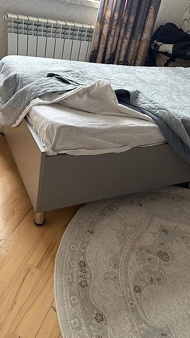 xaşaxuna ev: }}} Yalnız Ailəyə {{{Masazirda 6nömrəli məktəbin ust tərəfi spar lider — 1