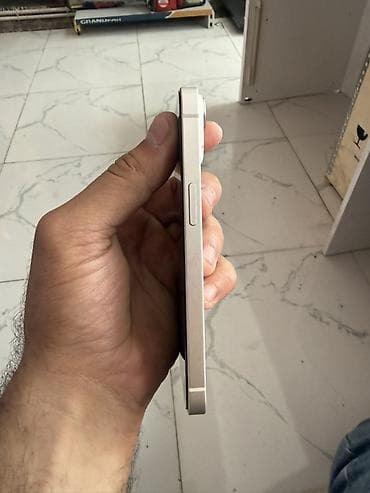 ip 12 pro max: IPhone 14, 128 GB, Ağ, Zəmanət, Simsiz şarj, Face ID — 6