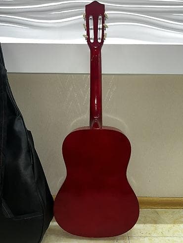 Fleytalar: Klassik gitara + çanta dəsti 1 il işlənilib, 85 manata almışam, 45 — 4