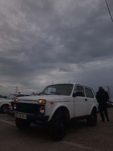 VAZ (LADA) 4x4 Niva: 1.6 l | 1978 il 1222 km Universal