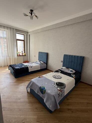 satdığ evlər: 3 otaqlı, Yeni tikili, 121 kv. m — 10