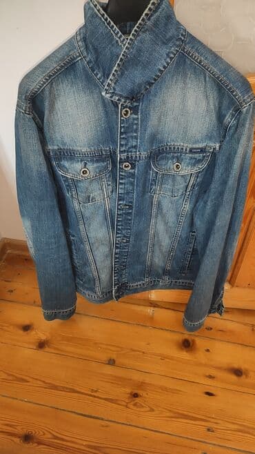 kişi dəri godəkcələr: Colins dukanindan alinib 60 azn,ela veziyetdedir 1-2 kerem qeyilib — 3