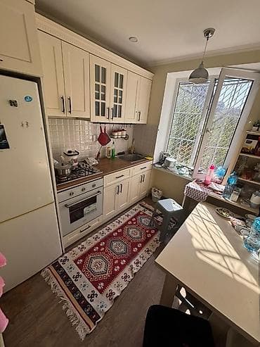 sumqayitda ev: İcarəyə verilir 3 otaqlı köhnə tikili 75 m², Nizami m. Xarici dillərə — 1