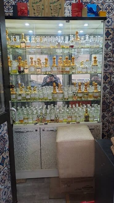 mağaza üçün avadanlıqlarla təchiz olunmuş obyekt: Nərimanov metrosuna yaxin yerləşən ətir dükəni obyekt yerləsən ümumi — 4
