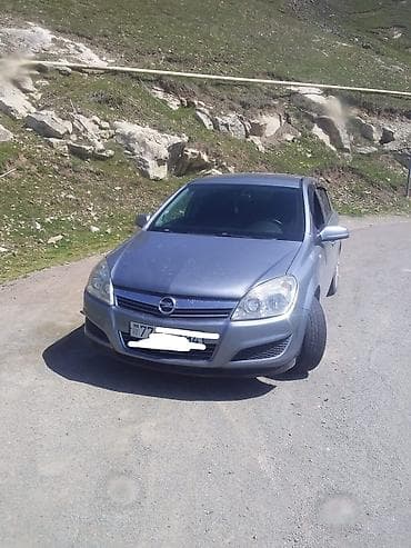 Opel Astra: 1.3 л | 2007 г. 345 км Хэтчбэк