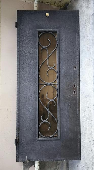 Metall giriş qapısı - Material: qalın poladdan hazırlanmış möhkəm lalafo.az -da Metall giriş qapısı - Material: qalın poladdan hazırlanmış möhkəm