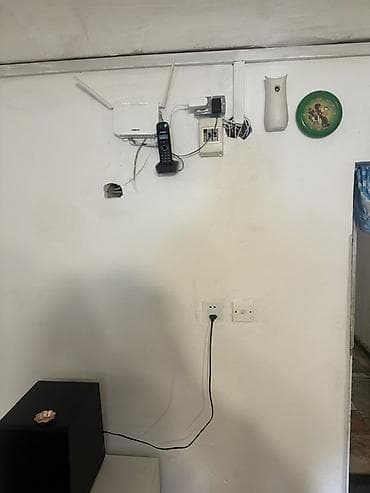 qara qarayev: Bakı, 8-ci kilometr, 1 otaqlı, Köhnə tikili, m. Qara Qarayev, 30 kv. m — 6
