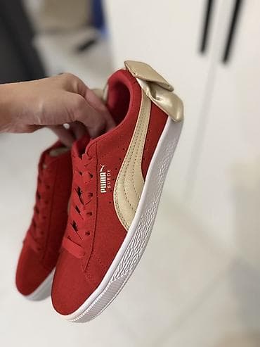 https smart ady az: Puma Suede qadın idman ayaqqabısı
36 olcu geyinilmeyib orginaldir — 1