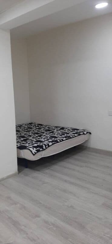 ismayil hidayetzade kucesi 130: İnşaatçılar metrosunun yaxınlığında,10 mertebeli binanın 10-cu — 5