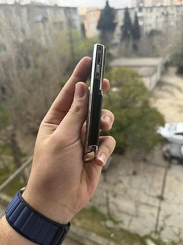 телфон: Vertu Signature Touch, 4 ГБ, цвет - Черный, Кнопочный — 3