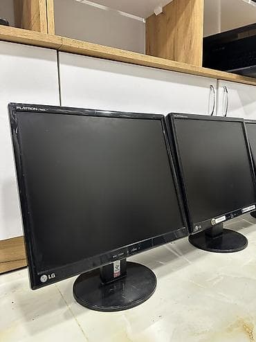 nintendo switch oled: LG Flatron L1942S monitor Manitor 19 ekrandır bütün kabelleri verilir — 1