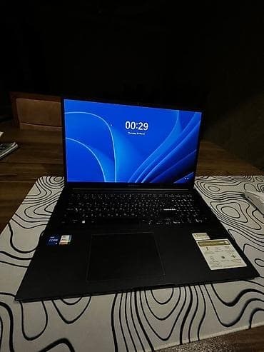 pro gainer: ASUS Vivobook noutbuku - Ekran: geniş formatlı, nazik çərçivəli — 1