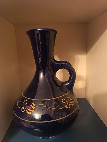 Bir vaza, Keramika