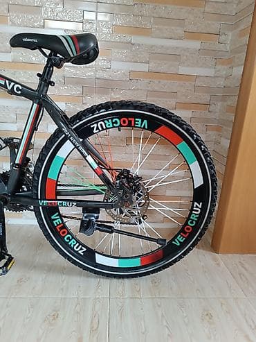 velosipedlər ucuz: İşlənmiş Şəhər velosipedi Velocruz, 26", sürətlərin sayı: 32, Ünvandan götürmə, Ödənişli çatdırılma, Rayonlara çatdırılma — 3