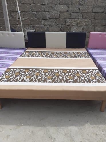 Çarpayı taza Hazırı var 2 adad 1 nafarlik 50 manat 2 nafarlik 100