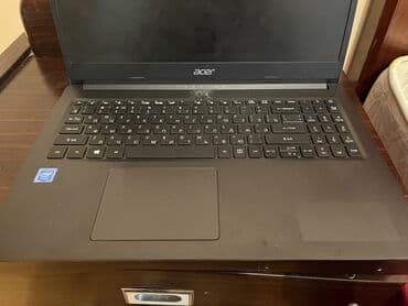 Lincoln: Acer noutbuk Xüsusiyyətlər: - 15.6" ekran, üst hissədə HD veb-kamera — 2