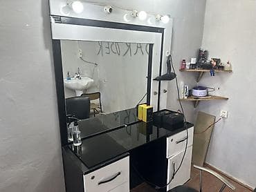 Rəflər, etajerkalar: Berber mebeli stolu ve tokla isti su gelen uvanlik satilır — 3