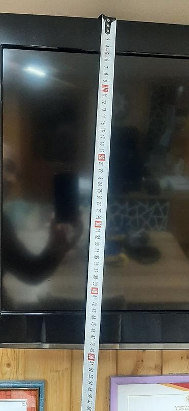 Pultlar: Televizor LG LCD 43" — 4