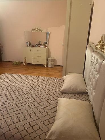 sir sekilleri: İkinəfərlik çarpayı, Dolab — 2