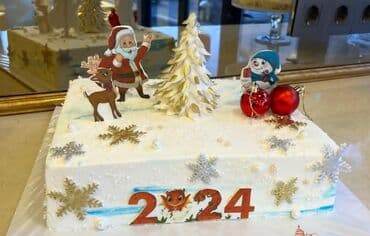Un məmulatları: Yeni il temalı tortlar - Dekor: Şaxta baba, oyuncaq maral, şən kardan — 3