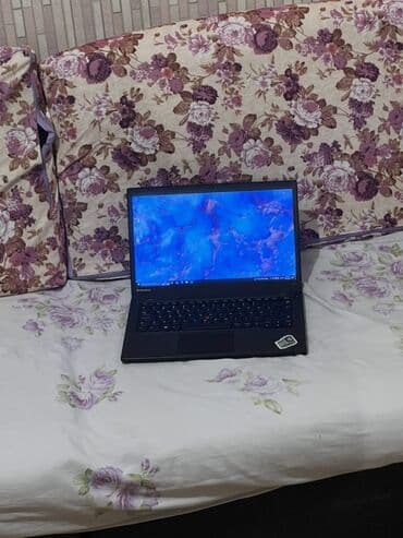 Lenovo ThinkPad noutbuk 8GB RAM 128GB SSD - Model xətti: ThinkPad