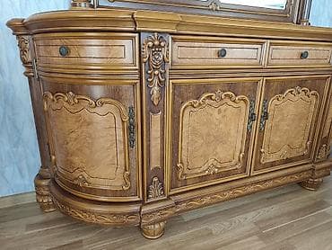 Künc vitrin 300 AZN Böyük bufet + güzgü (kamot) 550 azn divan da var — 4