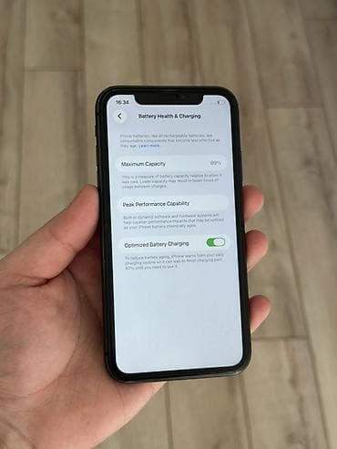 iphone 11 islemis: IPhone 11, 128 GB, Qara, Face ID — 3