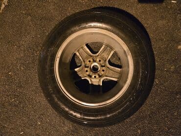 cd disklər: Satılır: Jeep 1 ədəd disk + şin komplekti 235/65 R17 - Disk: yüngül — 6