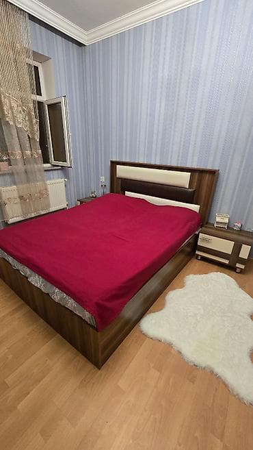 Двуспальная кровать, 2 тумбы, Трюмо, Турция, Б/у at lalafo.az Двуспальная кровать, 2 тумбы, Трюмо, Турция, Б/у
