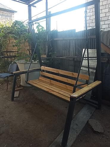plastmas stul: 60x60 orofilnən yıgılıb.qiymət 300m möhkəm karkas; A‑şəkilli dayaqlar — 3