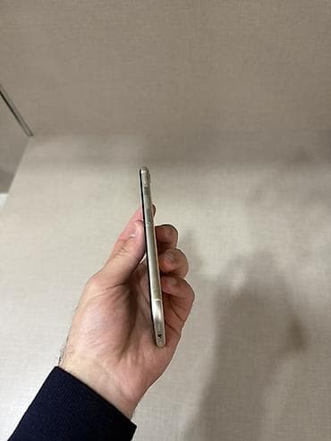 iphone aux kabel: IPhone SE, 128 GB, Gümüşü, Barmaq izi — 4