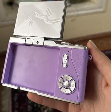 tesdir: 4K rəqəmsal foto/video kamera – bənövşəyi gövdə, çevrilə bilən ekran — 3